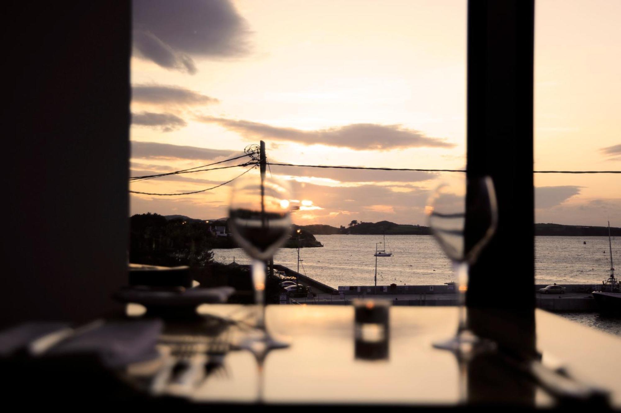 The Waterfront Hotel Балтимор Екстериор снимка