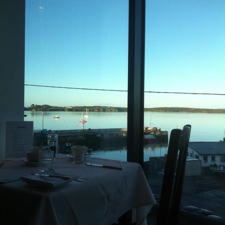 The Waterfront Hotel Балтимор Екстериор снимка